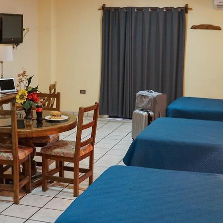 Hotel Las Fuentes Los Mochis Eksteriør billede