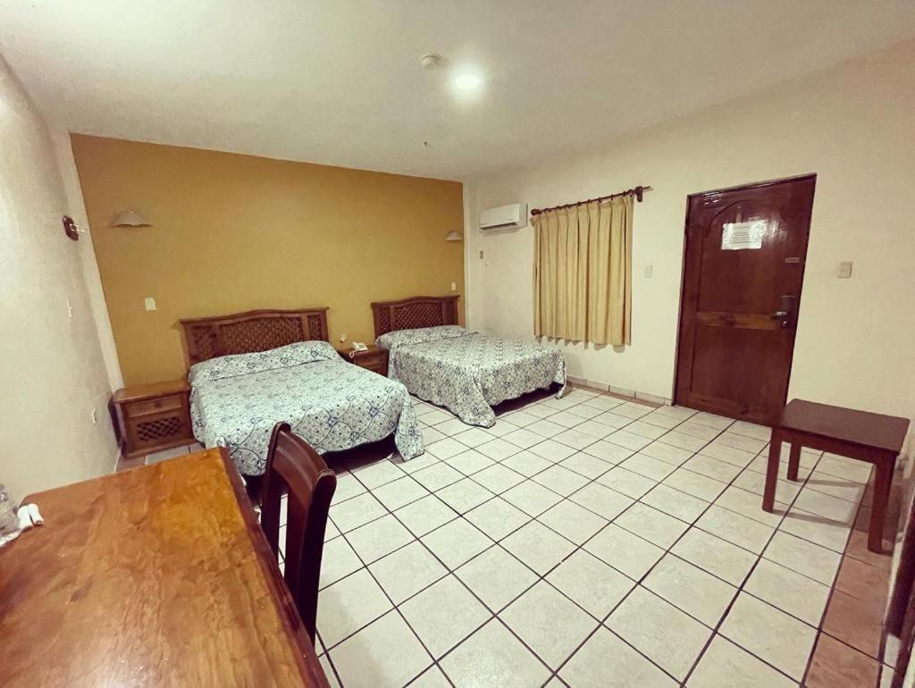 Hotel Las Fuentes Los Mochis Eksteriør billede